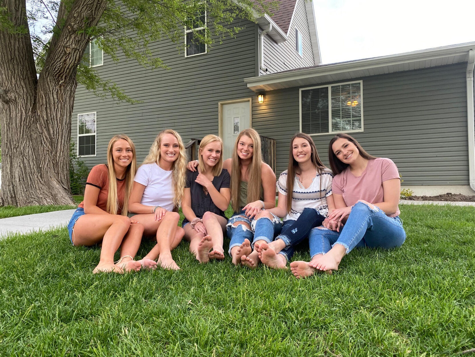 Grace's roommates